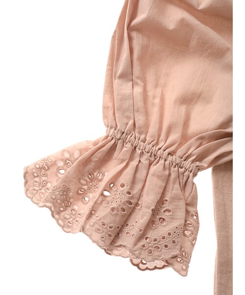 w closet(ダブルクローゼット)の「スワトー刺繍入りプルオーバー(トップス・レディース・オフホワイト/ピンクベージュ/Dピンク/スミクロ・FREE)」の9枚目の写真