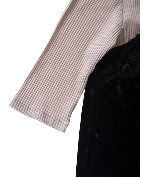 w closet（ダブルクローゼット）の「クラッシュベロアキャミ×Tシャツセット（トップス・レディース・ピンクグレー/ボルドー/ブラック・FREE）」の8枚目の写真