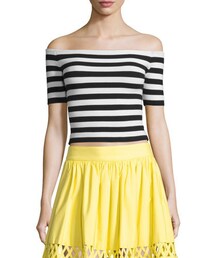 Alice and Olivia | Alice + Olivia Grant Striped Off-the-Shoulder Cropped Top, Black/White(トップス)