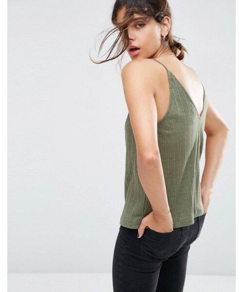 asos（エイソス）の「ASOS V Front and Back Cami Top（キャミソール・レディース・Beige・US 0/US 4/US 8/US 10/US 12/US 2/US 6）」の2枚目の写真