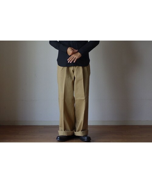 Kafika（カフィカ）の「【RECOMMEND】KAFIKA カフィカ KFK080 CHINO WIDE TROUSERS チノワイドトラウザー BEG ベージュ（チノパンツ・メンズ・その他）」の2枚目の写真