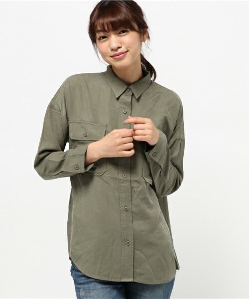 archives（アルシーヴ）の「テンセルビッグシャツ（シャツ/ブラウス・レディース・ブラック/カーキ/キャメル・MEDIUM）」の2枚目の写真