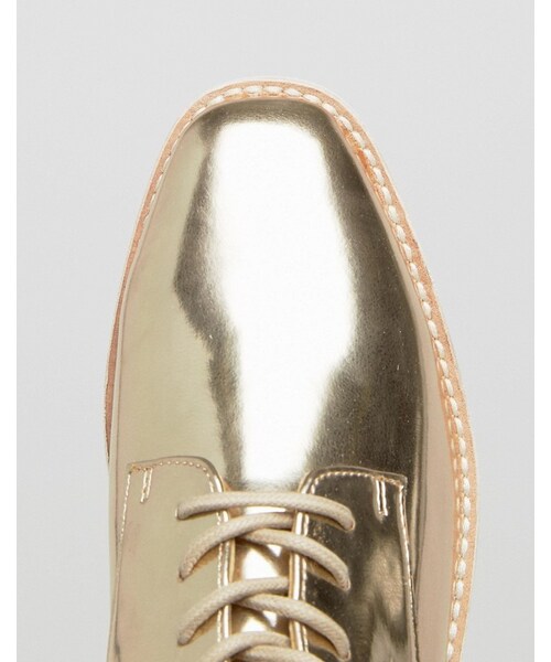 ALDO(アルド)の「ALDO Rivale Metallic Chunky Flat Shoes(シューズ・レディース・Gold・US 6/US 8/US 10/US 5/US 9/US 7)」の2枚目の写真