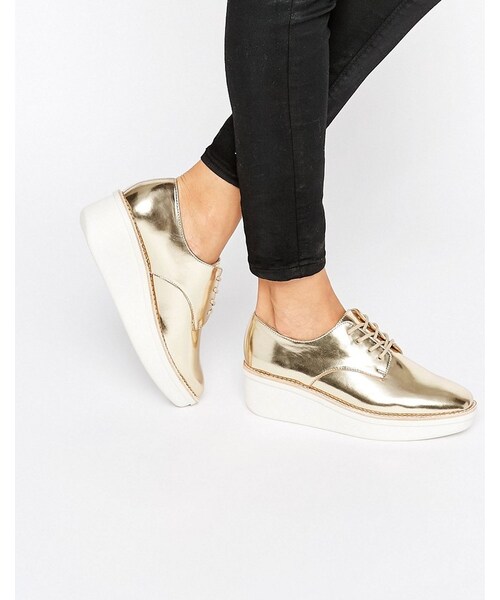 ALDO(アルド)の「ALDO Rivale Metallic Chunky Flat Shoes(シューズ・レディース・Gold・US 6/US 8/US 10/US 5/US 9/US 7)」の1枚目の写真