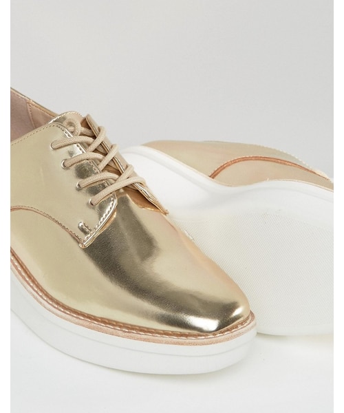ALDO(アルド)の「ALDO Rivale Metallic Chunky Flat Shoes(シューズ・レディース・Gold・US 6/US 8/US 10/US 5/US 9/US 7)」の3枚目の写真