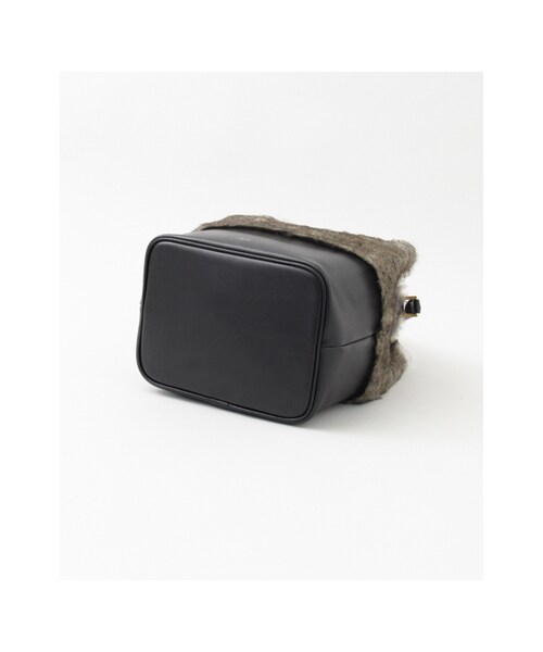 URBAN RESEARCH ROSSO WOMEN(アーバンリサーチ ロッソ)の「VASIC Elfie mini(バッグ・レディース・GRY SHORT・-)」の8枚目の写真
