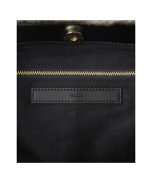 URBAN RESEARCH ROSSO WOMEN(アーバンリサーチ ロッソ)の「VASIC Elfie mini(バッグ・レディース・GRY SHORT・-)」の17枚目の写真
