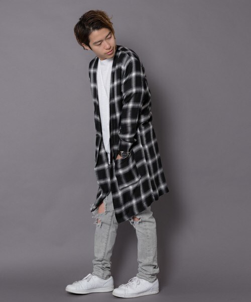 CASPER JOHN AIVER(キャスパージョンアイバー)の「CASPER JOHN AIVER ロングノーカラーコート(チェスターコート・メンズ・ホワイト系その他/ブラック/ブラック系その他/グレー/ベージュ系その他/グリーン系その他/ネイビー/ブルー系その他/チェック・MEDIUM/LARGE)」の13枚目の写真