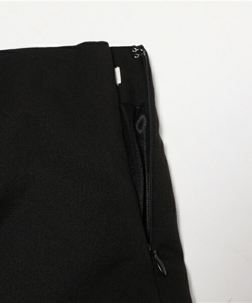 archives（アルシーヴ）の「裾スカラップショートパンツ（その他パンツ・レディース・ブラック/ベージュ/ワイン・MEDIUM）」の10枚目の写真