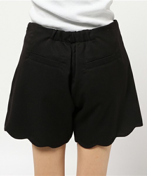 archives（アルシーヴ）の「裾スカラップショートパンツ（その他パンツ・レディース・ブラック/ベージュ/ワイン・MEDIUM）」の8枚目の写真