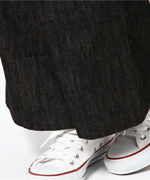 archives(アルシーヴ)の「デニムワイドパンツ(デニムパンツ・レディース・ブラック/ネイビー・MEDIUM)」の9枚目の写真