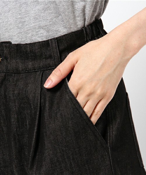 archives(アルシーヴ)の「デニムワイドパンツ(デニムパンツ・レディース・ブラック/ネイビー・MEDIUM)」の8枚目の写真