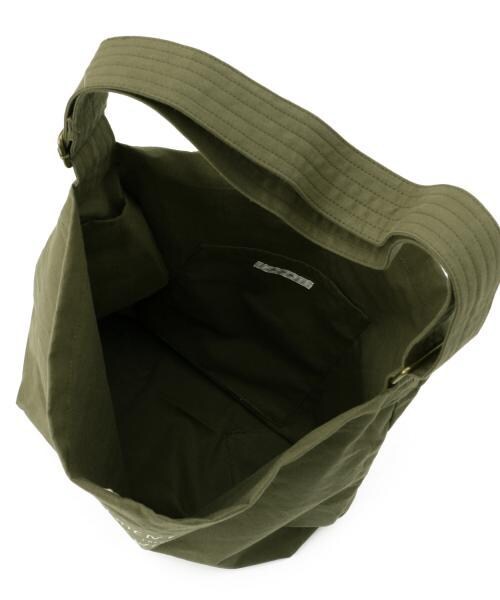 RAY CASSIN（レイカズン）の「キャンバスショルダーバッグ（バッグ・レディース・カーキ/ピンク/キナリ・FREE）」の7枚目の写真