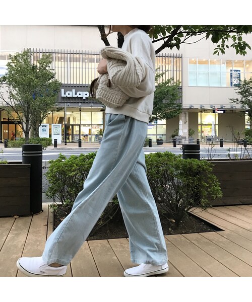 copine（コピン）の「ヒッコリーワイドデニムパンツ（その他パンツ・レディース・その他）」の4枚目の写真