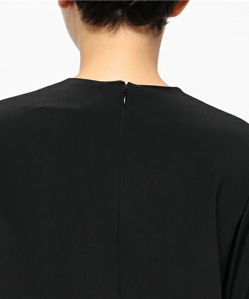 muller of yoshiokubo（ミュラーオブヨシオクボ）の「muller of yoshiokubo フレアスリーブドレス（ワンピース・レディース・ブラック・36/38）」の5枚目の写真