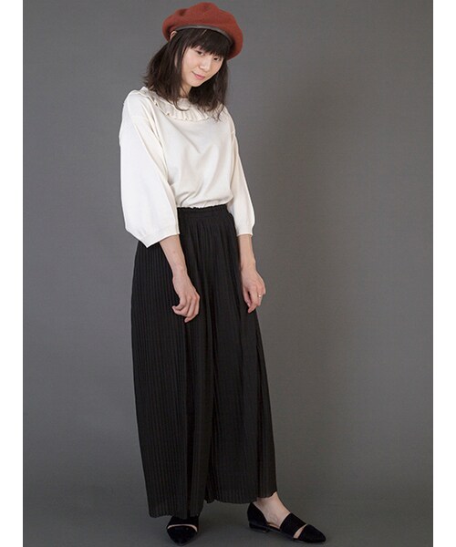 w closet(ダブルクローゼット)の「衿フリルパフスリーブニット(トップス・レディース・オフホワイト/Dピンク/グリーン/ブラック・FREE)」の11枚目の写真