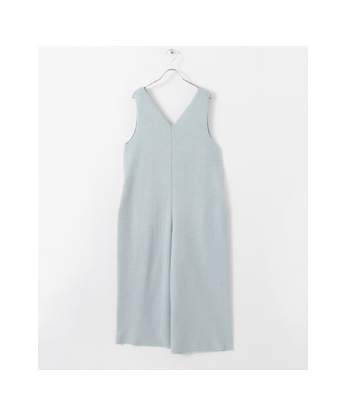 KBF（ケイビーエフ）の「深Vネックオールインワン（オールインワン・サロペット・レディース・BEIGE/L/BLUE/GRAY/BLACK・one）」の4枚目の写真