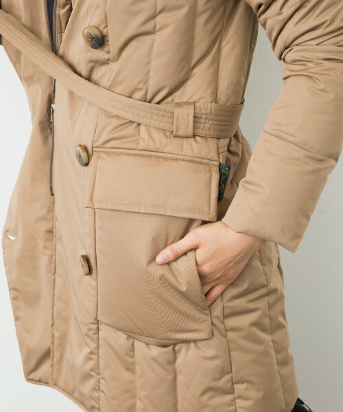 YOSOOU（ヨソオウ）の「【粧う/YOSOOU/ヨソオウ】Big Hood Coat（ダウンジャケット/コート・レディース・ブラック/チャコールグレー/ベージュ・2/3）」の14枚目の写真