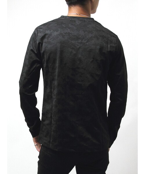 Luv maison（ラブメゾン）の「ジャガード・カモVネックロンTEE（トップス・メンズ・ブラック/ホワイト/ワイン・M/L）」の10枚目の写真