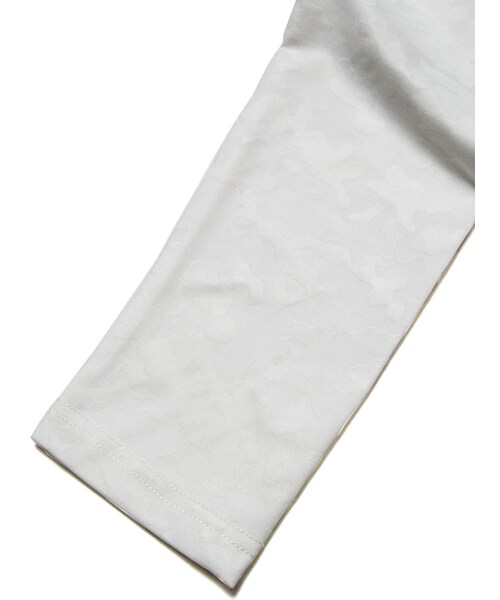 Luv maison（ラブメゾン）の「ジャガード・カモVネックロンTEE（トップス・メンズ・ブラック/ホワイト/ワイン・M/L）」の5枚目の写真