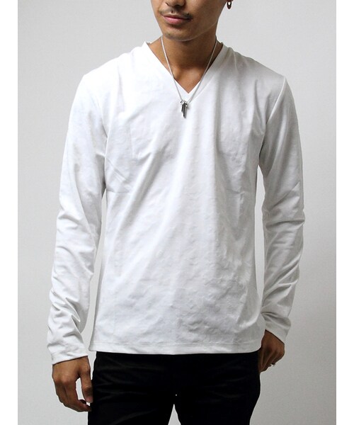 Luv maison（ラブメゾン）の「ジャガード・カモVネックロンTEE（トップス・メンズ・ブラック/ホワイト/ワイン・M/L）」の2枚目の写真