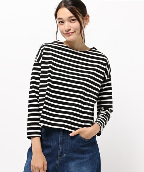 archives（アルシーヴ）の「バスクオフショルプルオーバー（Tシャツ/カットソー・レディース・ホワイト×ネイビー/ブラック×ホワイト/グリーン系その他・MEDIUM）」の2枚目の写真