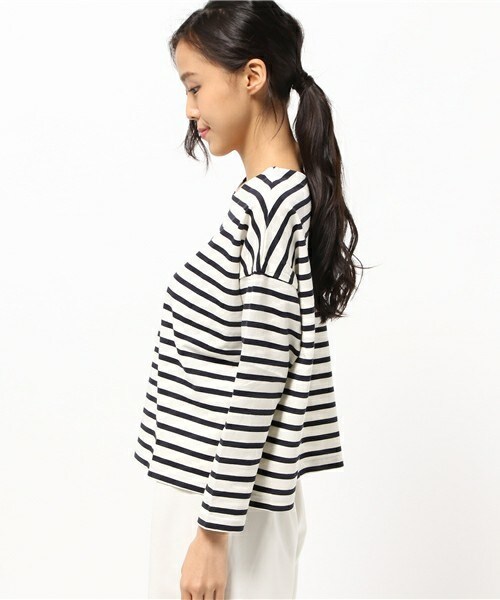 archives（アルシーヴ）の「バスクオフショルプルオーバー（Tシャツ/カットソー・レディース・ホワイト×ネイビー/ブラック×ホワイト/グリーン系その他・MEDIUM）」の5枚目の写真