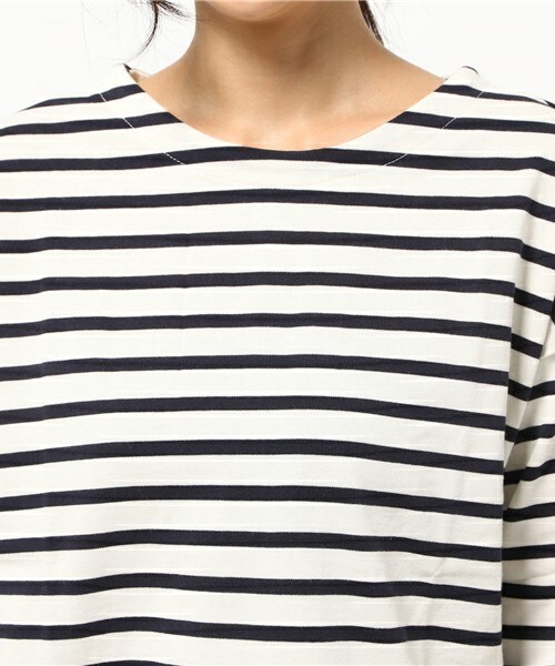 archives（アルシーヴ）の「バスクオフショルプルオーバー（Tシャツ/カットソー・レディース・ホワイト×ネイビー/ブラック×ホワイト/グリーン系その他・MEDIUM）」の7枚目の写真