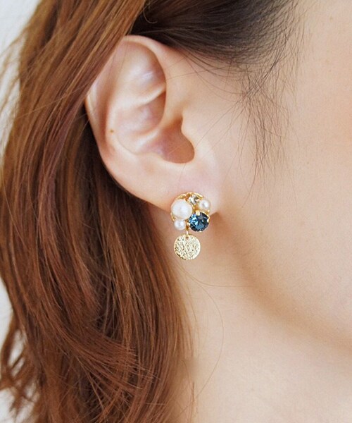 PAULOWNIA（ポロウニア）の「ミニビジューコイン（ピアス（両耳用）・レディース・ベージュ/ピンク/ブラック/ネイビー・Free）」の6枚目の写真