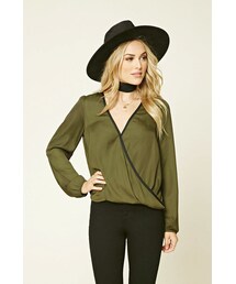 FOREVER 21 | FOREVER 21 Contrast Satin Surplice Top(シャツ/ブラウス)