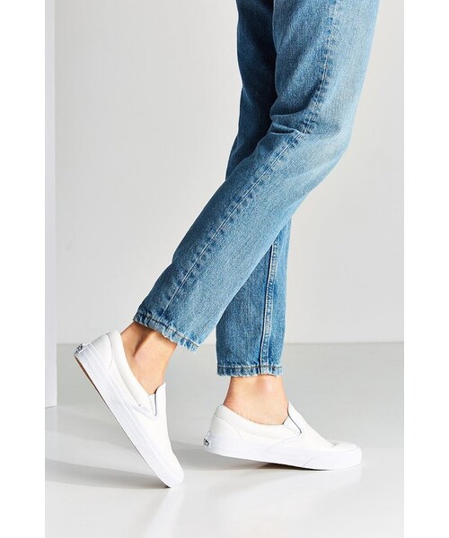 VANS（バンズ）の「Vans Metallic Gore Slip-On Sneaker（スニーカー・レディース・White・W 10/M 8.5/W 6/M 4.5/W 7.5/M 6/W 7/M 5.5/W 8.5/M 7/W 8/M 6.5/W 9/M 7.5）」の2枚目の写真