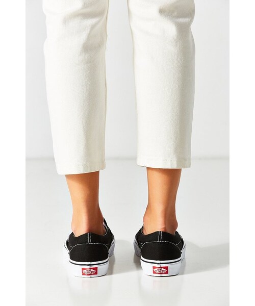 VANS(バンズ)の「Vans Classic Slip-On Sneaker(スニーカー・レディース・Black/Blue/White・W 10/M 8.5/W 6/M 4.5/W 7.5/M 6/W 7/M 5.5/W 8.5/M 7/W 8/M 6.5/W 9/M 7.5)」の8枚目の写真