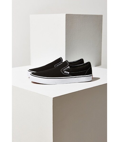 VANS(バンズ)の「Vans Classic Slip-On Sneaker(スニーカー・レディース・Black/Blue/White・W 10/M 8.5/W 6/M 4.5/W 7.5/M 6/W 7/M 5.5/W 8.5/M 7/W 8/M 6.5/W 9/M 7.5)」の16枚目の写真