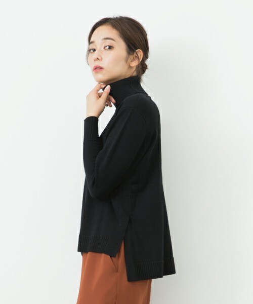 actuel（アクチュエル）の「サイドスリットタートル（ニット/セーター・レディース・ブラック/グレー/イエロー・FREE）」の5枚目の写真