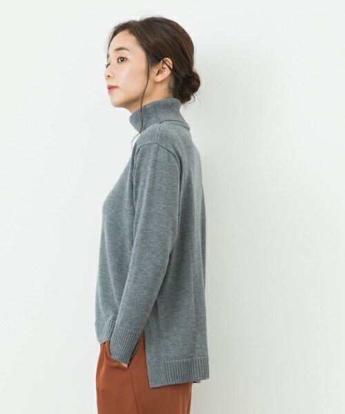 actuel（アクチュエル）の「サイドスリットタートル（ニット/セーター・レディース・ブラック/グレー/イエロー・FREE）」の8枚目の写真