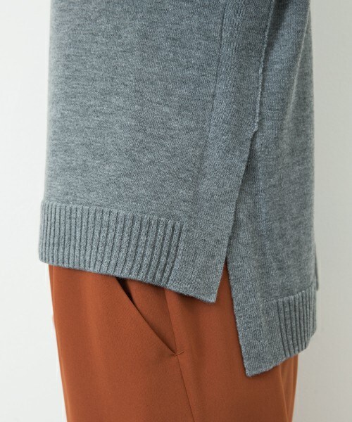 actuel（アクチュエル）の「サイドスリットタートル（ニット/セーター・レディース・ブラック/グレー/イエロー・FREE）」の15枚目の写真