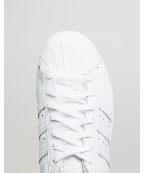 adidas（アディダス）の「Adidas adidas White Superstar With Pearl Metal Toe Cap（スニーカー・レディース・White・US 5.5/US 10.5/US 6.5/US 6/US 11/US 7.5/US 7/US 8.5/US 8/US 9.5/US 9/US 10）」の2枚目の写真