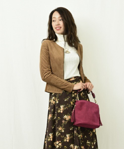 INTERPLANET WINGS(インタープラネットウィング)の「フェイクスエードノーカラーJK(ノーカラージャケット・レディース・ブラウン/ベージュ・FREE)」の2枚目の写真