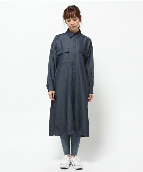 INTERPLANET（インタープラネット）の「ツイルロングシャツ（シャツ/ブラウス・レディース・カーキ/ネイビー/オレンジ・FREE）」の4枚目の写真