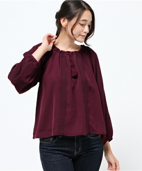 archives（アルシーヴ）の「刺繍タッセルプルオーバー（シャツ/ブラウス・レディース・ブラック/グレー/ワイン・MEDIUM）」の3枚目の写真