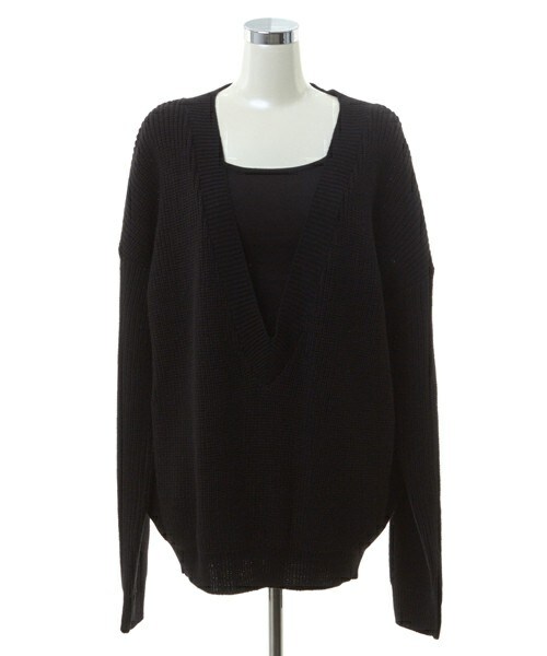 DRWCYS（ドロシーズ）の「ディープVレイヤードニット（ニット/セーター・レディース・ベージュ/ブラック/グレー/ピンク・M）」の2枚目の写真
