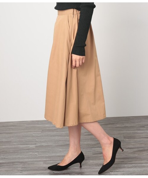 LE JUN(ルジュン)の「ミモレ丈フレアスカート(スカート・キャメル/カーキ・S/M)」の4枚目の写真