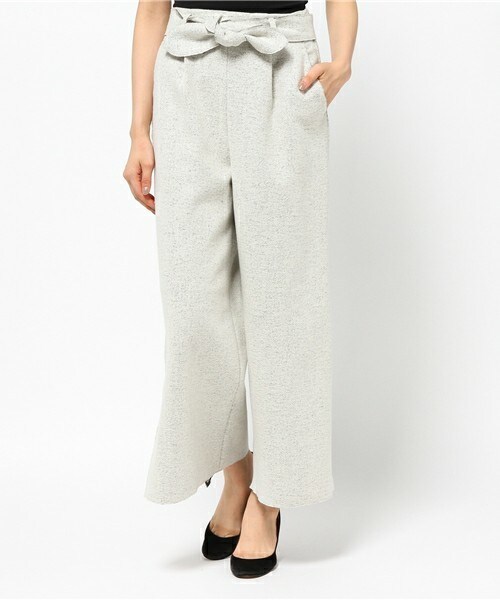stefis（シュテフィス）の「【後藤真希さん着用】杢圧縮ウールワイドパンツ（その他パンツ・レディース・ライトグレー・36/38）」の11枚目の写真