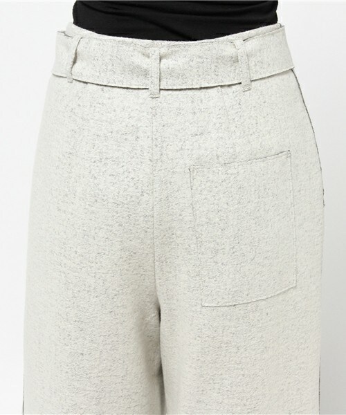 stefis（シュテフィス）の「【後藤真希さん着用】杢圧縮ウールワイドパンツ（その他パンツ・レディース・ライトグレー・36/38）」の6枚目の写真