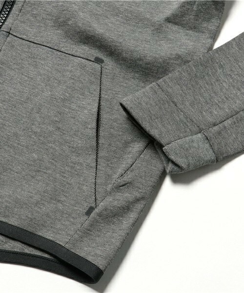 NIKE SPORTSWEAR(ナイキスポーツウェアー)の「キッズ ジュニア ナイキ テックフリース パーカー NIKE YTH TECH FLEECE WINDRUNNER FZ HOODIE 804730-010/092(パーカー・キッズ・ブラック/グレー・150/160)」の7枚目の写真