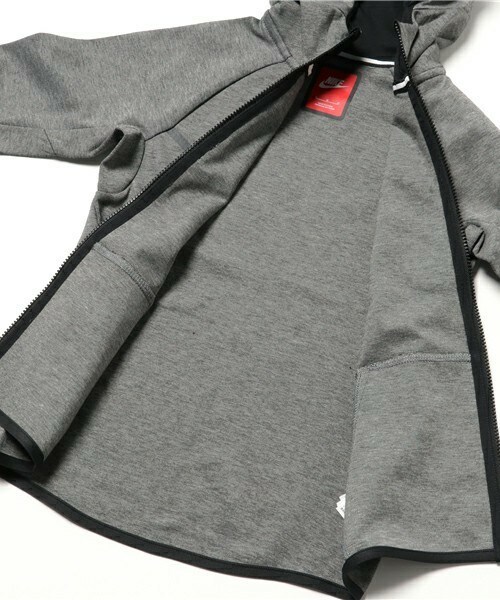 NIKEテックフリース ジュニア tee shyne着用170 NIKE テックフリース キッズ tee shyne着用 サイズ160 - メルカリ