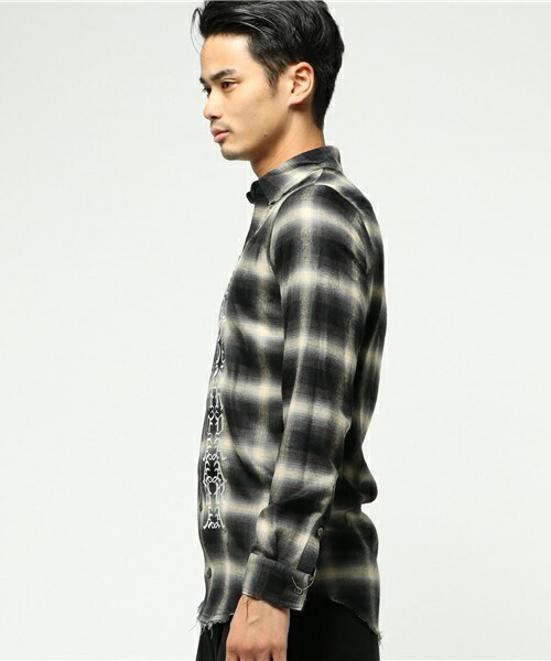 CHRISTIAN DADA(クリスチャンダダ)の「CHRISTIAN DADA カットオフエンブロイダリーシャツ(シャツ/ブラウス・メンズ・ブラック/ローズ・44/46)」の9枚目の写真