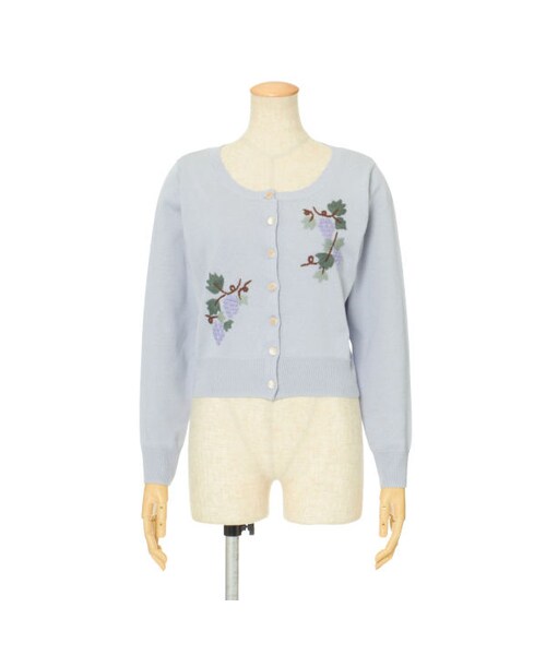 F i.n.t（フィント）の「ブドウ刺繍ニットカーディガン/F i.n.t（カーディガン/ボレロ・レディース・その他）」の3枚目の写真