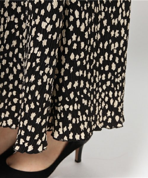 archives（アルシーヴ）の「プリーツロングスカート（スカート・レディース・ブラック/ネイビー・MEDIUM）」の8枚目の写真