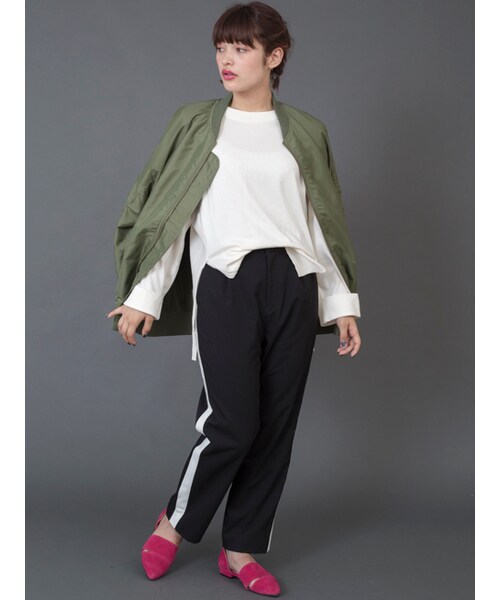 w closet（ダブルクローゼット）の「【SET FAIR対象】ツイルライン入りタックパンツ（パンツ・レディース・コーラルピンク/グレー/ブラック・FREE）」の13枚目の写真